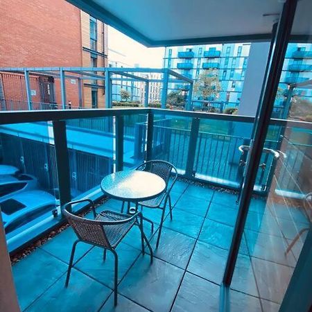 Beautiful And Modern 2 Bedroom Flat In Colindale Edgware Eksteriør bilde